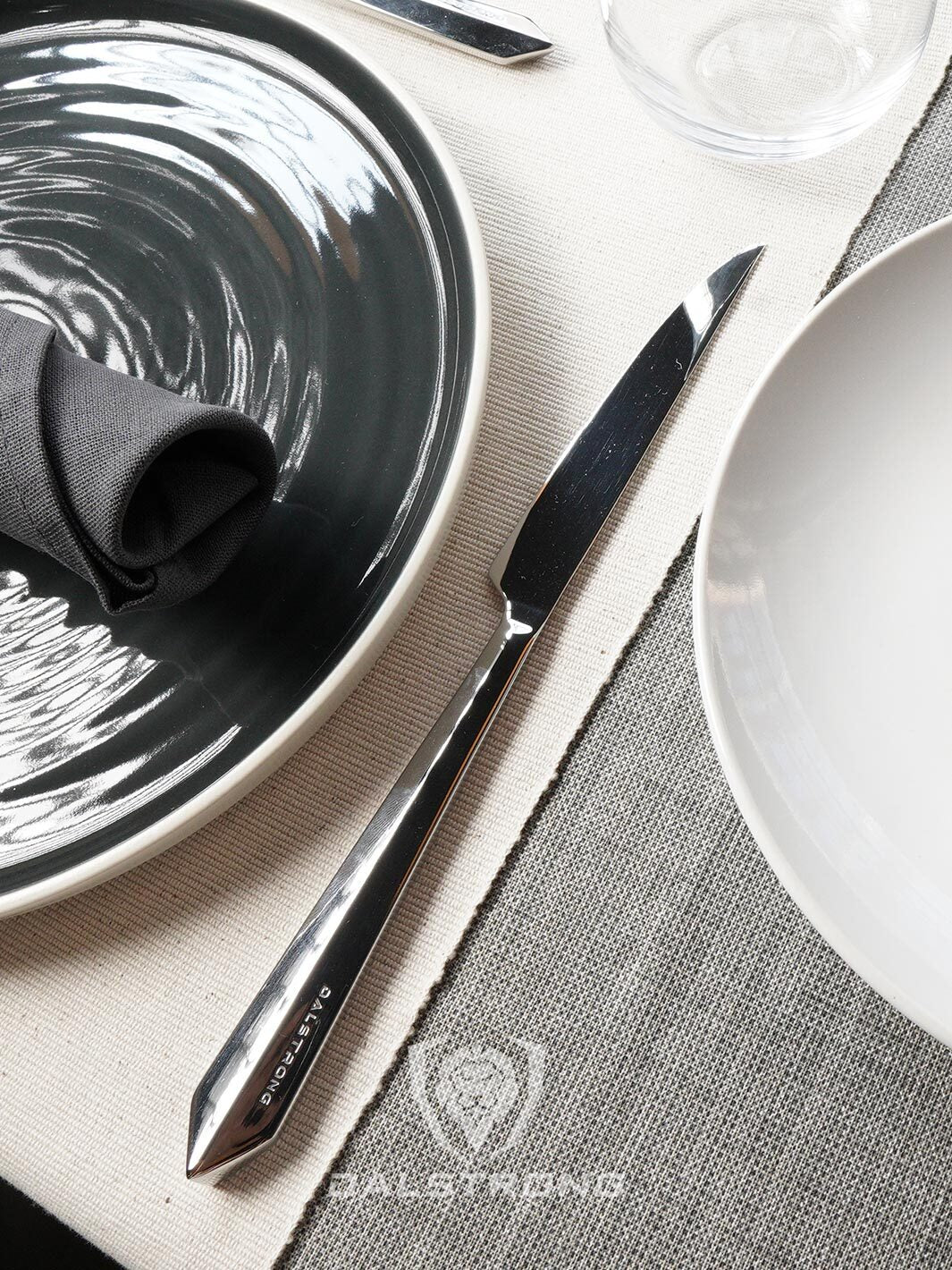 20 Piece Service for 4 | Flatware Set | Silver | Dalstrong © - Image 9