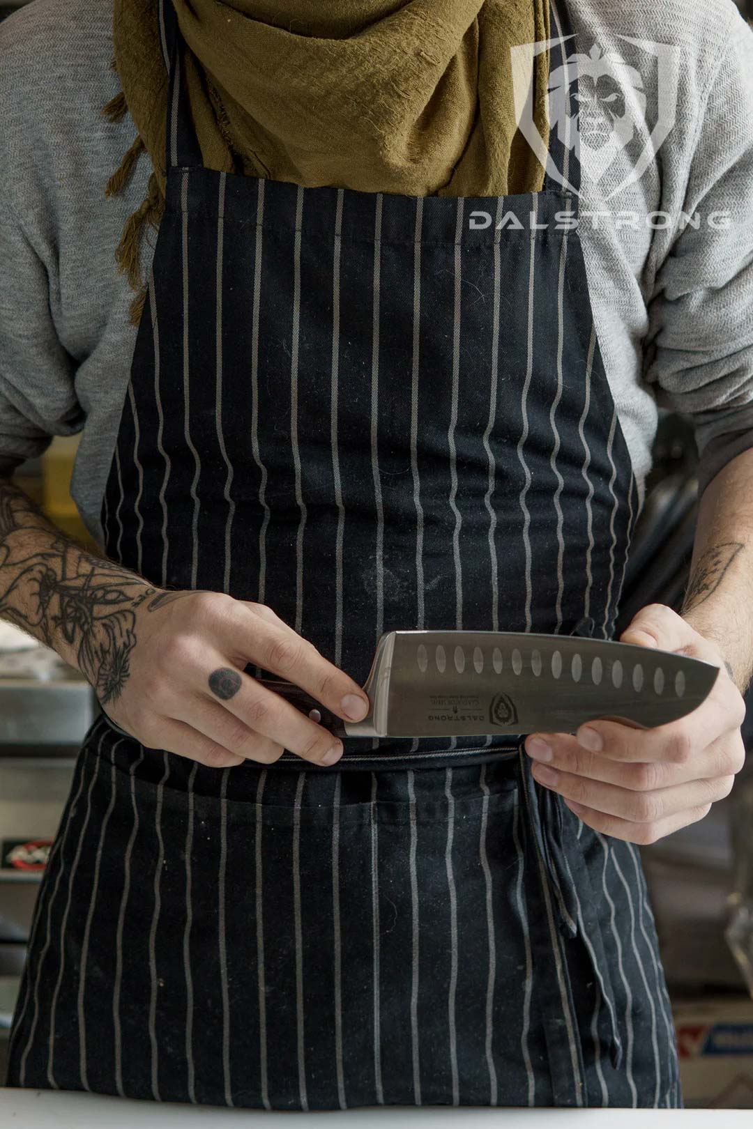 Santoku Knife 7" | Gladiator Series | NSF Certified | Dalstrong © - Image 11